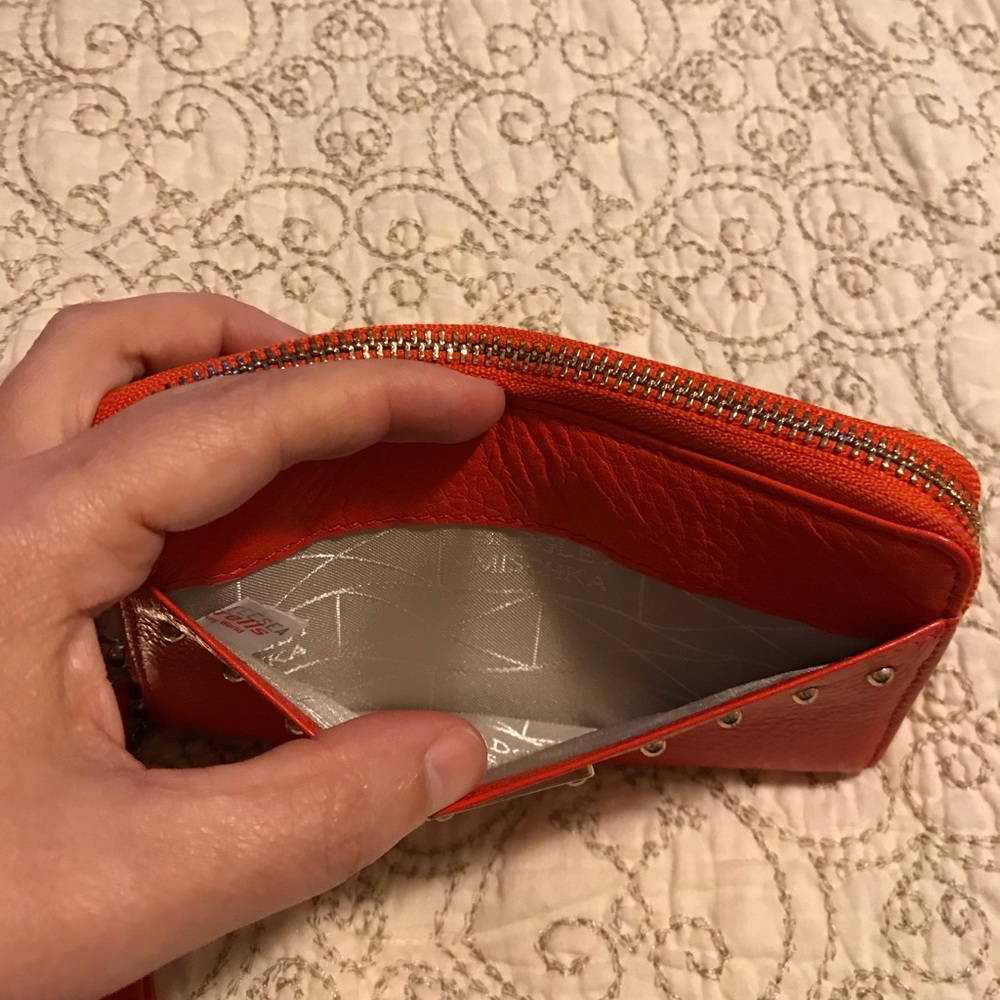 Badgley Mischka wristlet - Picture 3 of 3